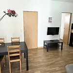 2 Bedrooms - Quiet Location - Pool - Adults Only * تياس