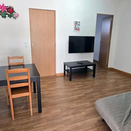 2 Bedrooms - Quiet Location - Pool - Adults Only شقة تياس