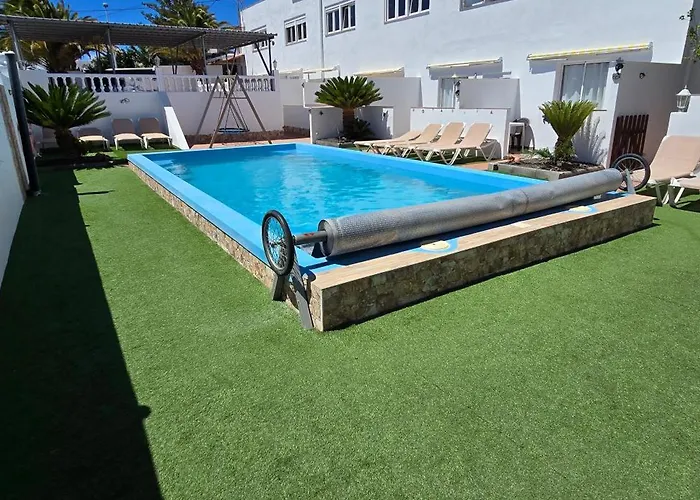 2 Bedrooms - Quiet Location - Pool - Adults Only Appartamento