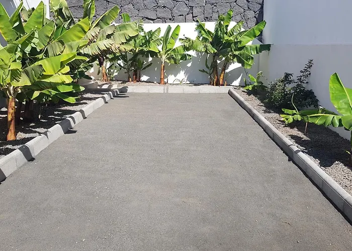 2 Bedrooms - Quiet Location - Pool - Adults Only