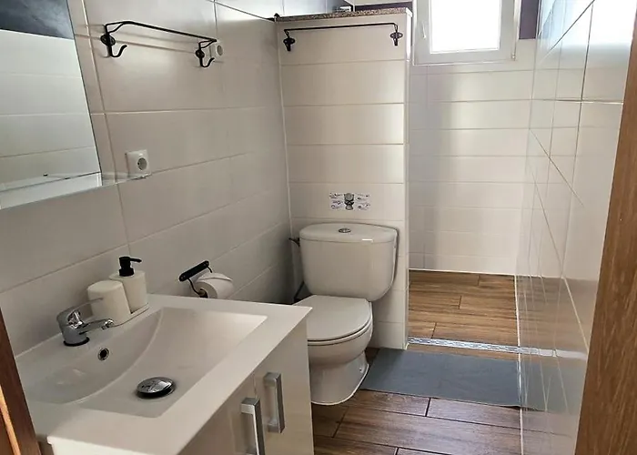 2 Bedrooms - Quiet Location - Pool - Adults Only